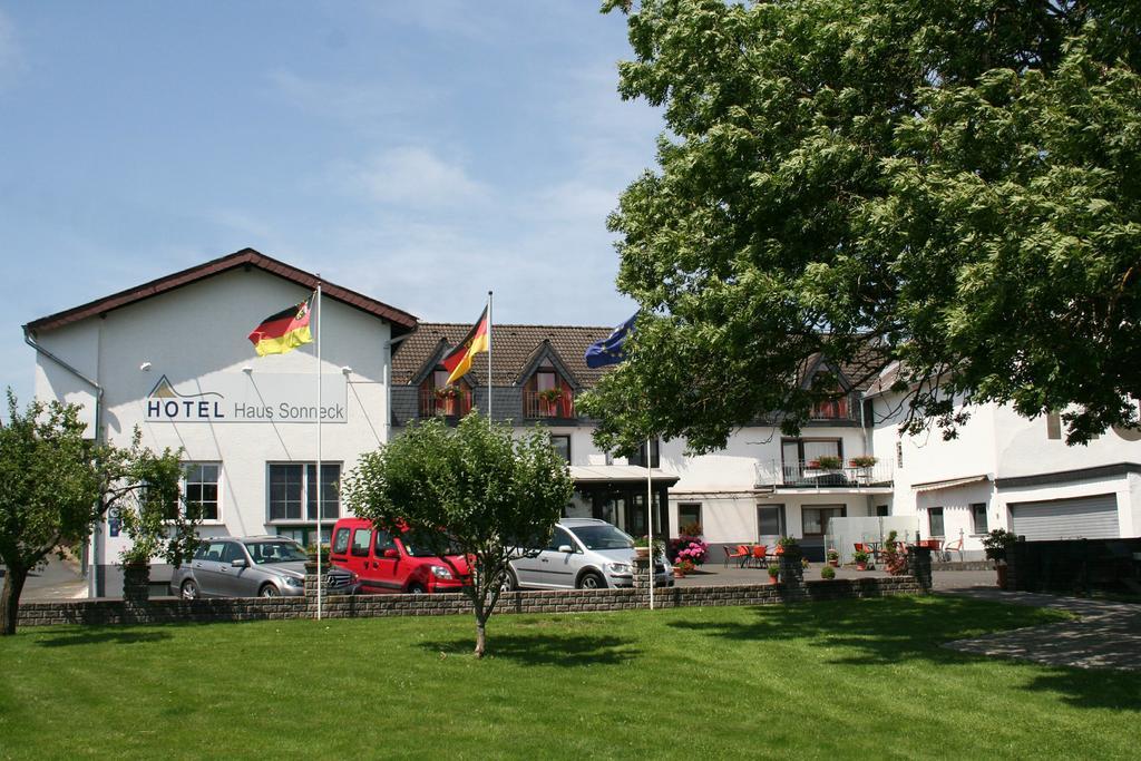 Hotel Haus Sonneck ケルベルク エクステリア 写真